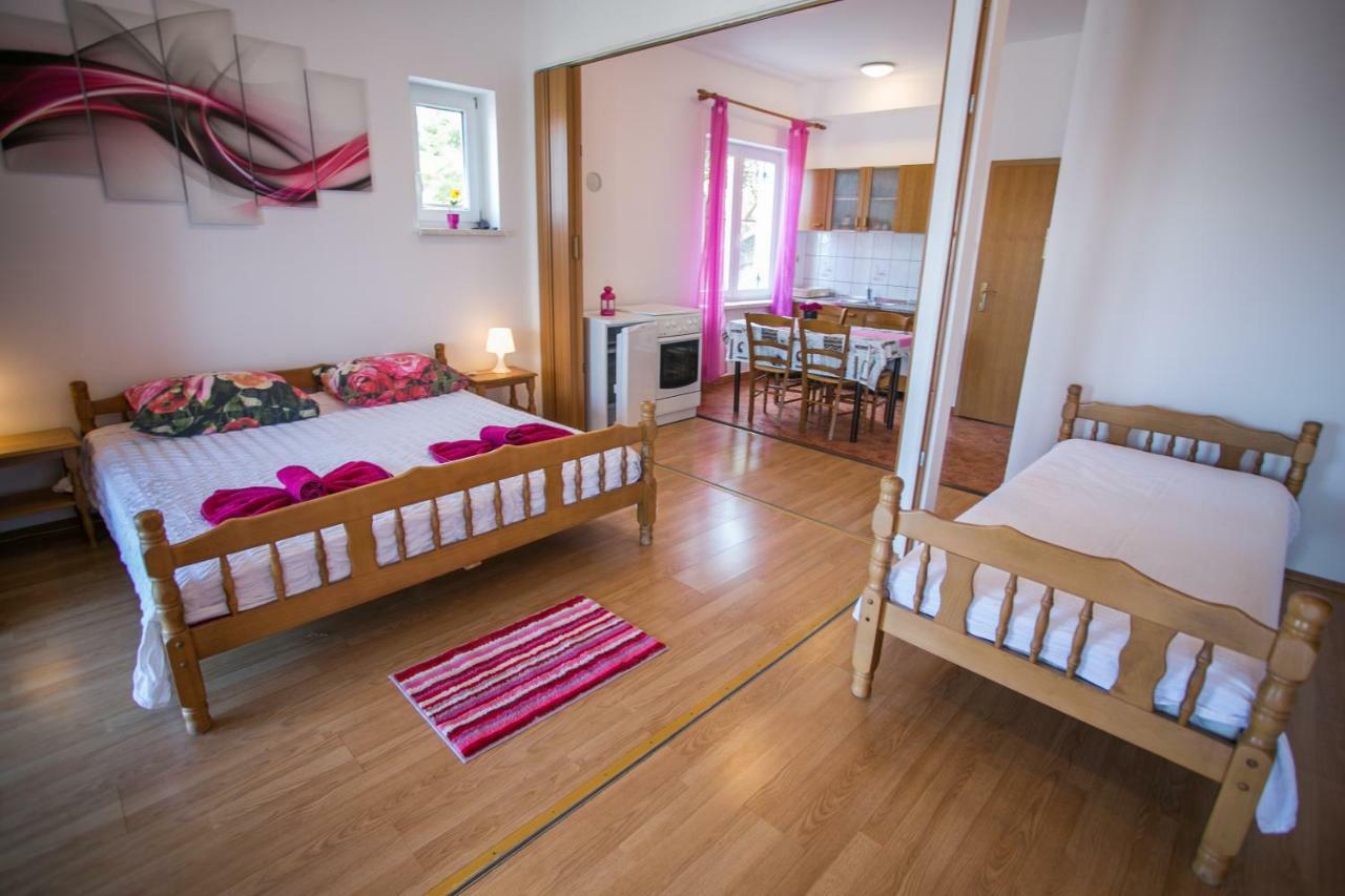 Apartments Katica Senj  Exterior foto